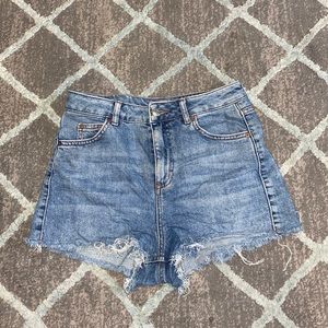 High wasted Jean mom shorts! (Top shop)